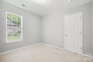 10012 Rockwood Rd, Charlotte, NC 28215 - Photo 19