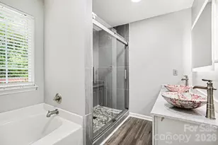 10012 Rockwood Rd, Charlotte, NC 28215 - Photo 15