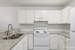 1560 Eagles Pl, Rock Hill, SC 29732 - Photo 3