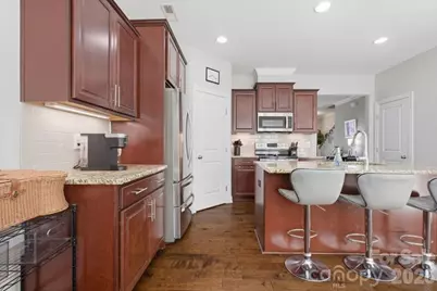 8737 Aspinwall Drive, Charlotte, NC 28216 - Photo 15