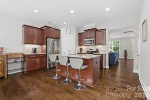 8737 Aspinwall Dr, Charlotte, NC 28216 - Photo 7