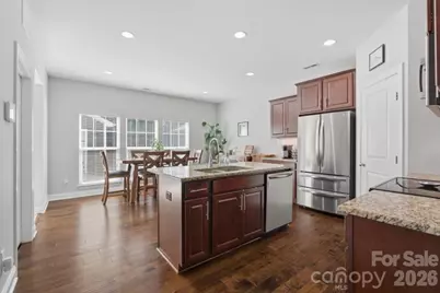 8737 Aspinwall Drive, Charlotte, NC 28216 - Photo 9