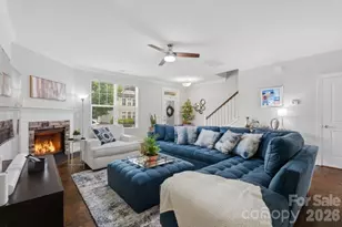 8737 Aspinwall Dr, Charlotte, NC 28216 - Photo 5
