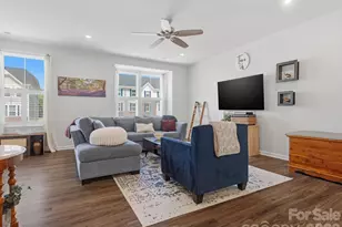 2527 Grantham Place Dr, Fort Mill, SC 29715 - Photo 5