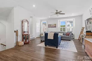 2527 Grantham Place Dr, Fort Mill, SC 29715 - Photo 7