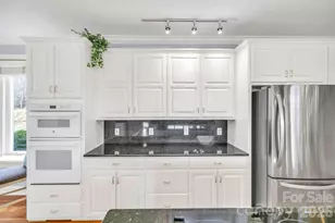 361 Osprey Pl, West Jefferson, NC 28694 - Photo 17