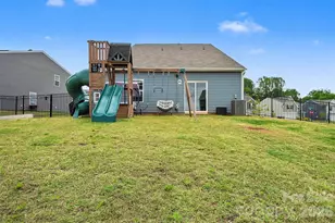 128 Hanging Rock Trl, Statesville, NC 28625 - Photo 19