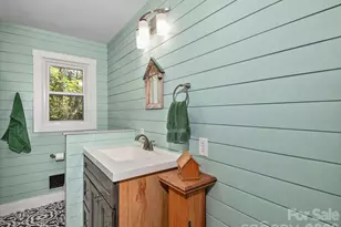 33 Pinehurst Rd, Asheville, NC 28805 - Photo 23