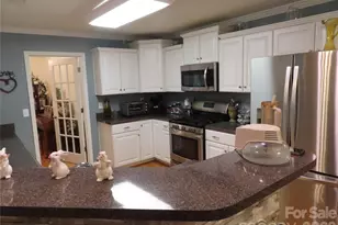 300 Tradewinds Ln, York, SC 29745 - Photo 17