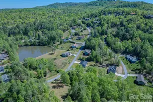 92 Crystal Heights Dr, Hendersonville, NC 28739 - Photo 15
