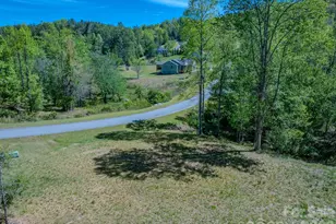 92 Crystal Heights Dr, Hendersonville, NC 28739 - Photo 9