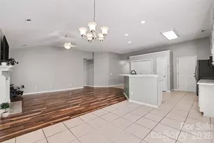 526 Carlisle Dr, Indian Trail, NC 28079 - Photo 5