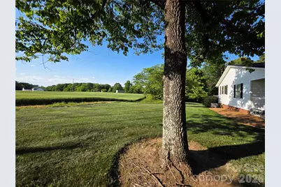 6560 Sherrills Ford Road, Catawba, NC 28609 - Photo 5