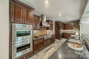 302 Tallow Tree Ct, Waxhaw, NC 28173 - Photo 9