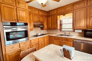 580 Russ Norris Heaton Rd, Elk Park, NC 28622 - Photo 7