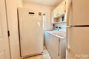 580 Russ Norris Heaton Rd, Elk Park, NC 28622 - Photo 17