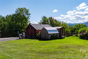 580 Russ Norris Heaton Rd, Elk Park, NC 28622 - Photo 27