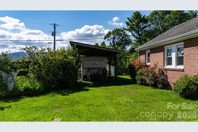 560 Russ Norris Heaton Road, Elk Park, NC 28622 - Photo 29