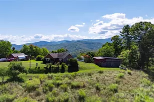 580 Russ Norris Heaton Rd, Elk Park, NC 28622 - Photo 3