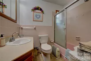 560 Russ Norris Heaton Rd, Elk Park, NC 28622 - Photo 21