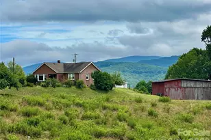 580 Russ Norris Heaton Rd, Elk Park, NC 28622 - Photo 1