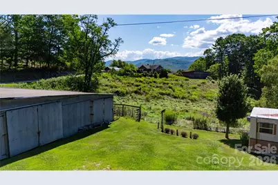 560 Russ Norris Heaton Road, Elk Park, NC 28622 - Photo 31