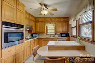 560 Russ Norris Heaton Rd, Elk Park, NC 28622 - Photo 7