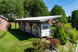 580 Russ Norris Heaton Rd, Elk Park, NC 28622 - Photo 37