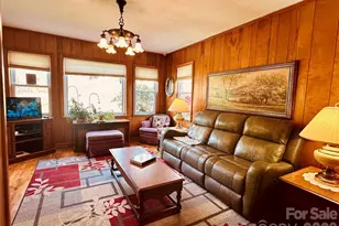 560 Russ Norris Heaton Rd, Elk Park, NC 28622 - Photo 13