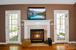 548 Thunder Rd, Brevard, NC 28712 - Photo 5