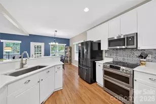 10502 Hellebore Rd, Charlotte, NC 28213 - Photo 11