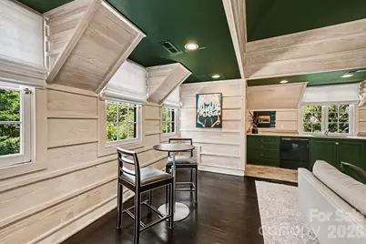 1516 Queens Road W, Charlotte, NC 28207 - Photo 21