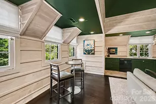 1516 Queens Rd W, Charlotte, NC 28207 - Photo 21