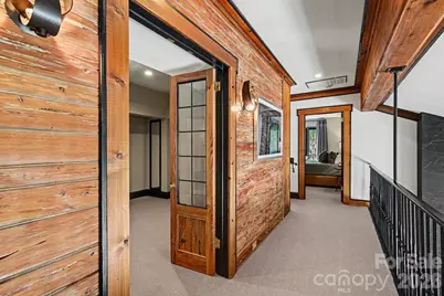1516 Queens Road W, Charlotte, NC 28207 - Photo 23