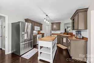 8015 Leisure Ln, Huntersville, NC 28078 - Photo 11