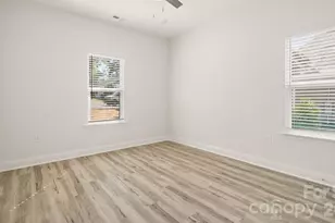 511 N Flint St, Lincolnton, NC 28107 - Photo 25