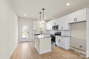 1562 7th Ave Dr SW, Hickory, NC 28602 - Photo 11