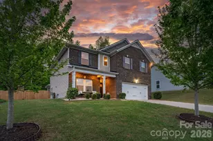 3043 Carriage Oak Wy, Fort Mill, SC 29707 - Photo 3
