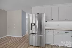 417 Deerfield Dr, Mount Holly, NC 28120 - Photo 17