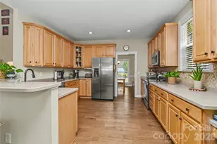 7203 Rea Croft Dr, Charlotte, NC 28226 - Photo 25