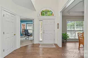 7203 Rea Croft Dr, Charlotte, NC 28226 - Photo 3