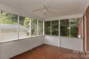 420 Seneca Pl, Charlotte, NC 28210 - Photo 27