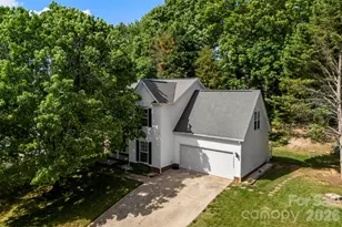 15027 Ashlight Dr, Charlotte, NC 28278 - Photo 9