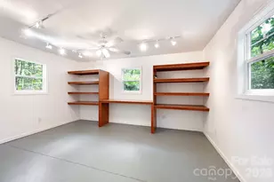 17 Bohemian Ln, Asheville, NC 28805 - Photo 37