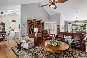 126 Stonebridge Dr, Hendersonville, NC 28739 - Photo 5