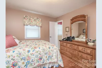 1005 Forest Park Drive, Statesville, NC 28677 - Photo 17