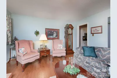 1005 Forest Park Drive, Statesville, NC 28677 - Photo 9