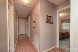 1005 Forest Park Dr, Statesville, NC 28677 - Photo 19