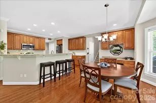 4365 Enchantment Cove Ln, Charlotte, NC 28216 - Photo 7