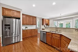 4365 Enchantment Cove Ln, Charlotte, NC 28216 - Photo 5